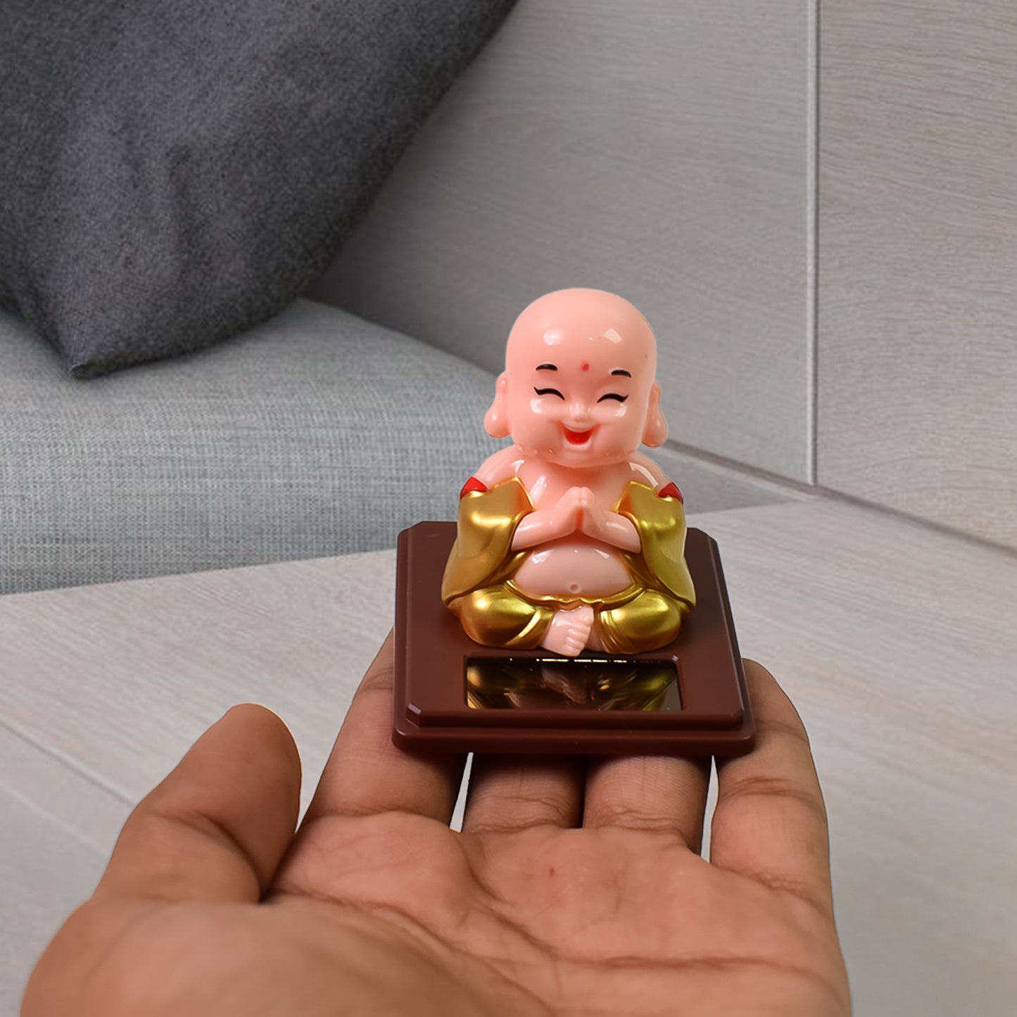 Solar Power Moving Head Buddha Statue Car Ornament (1 Pc Mix Color)