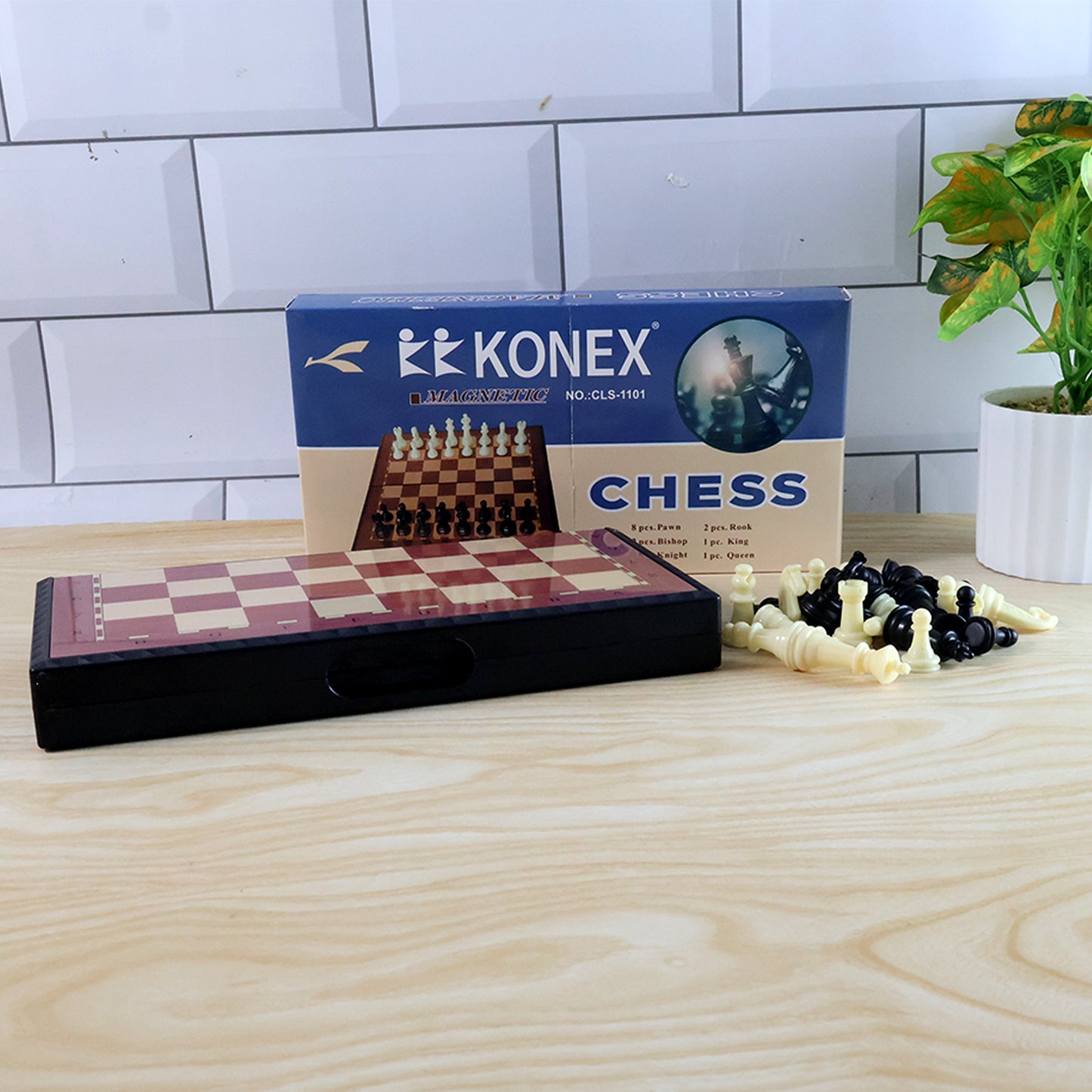 Foldable Magnetic Chess Board Game Set (24 X 24 Cm)