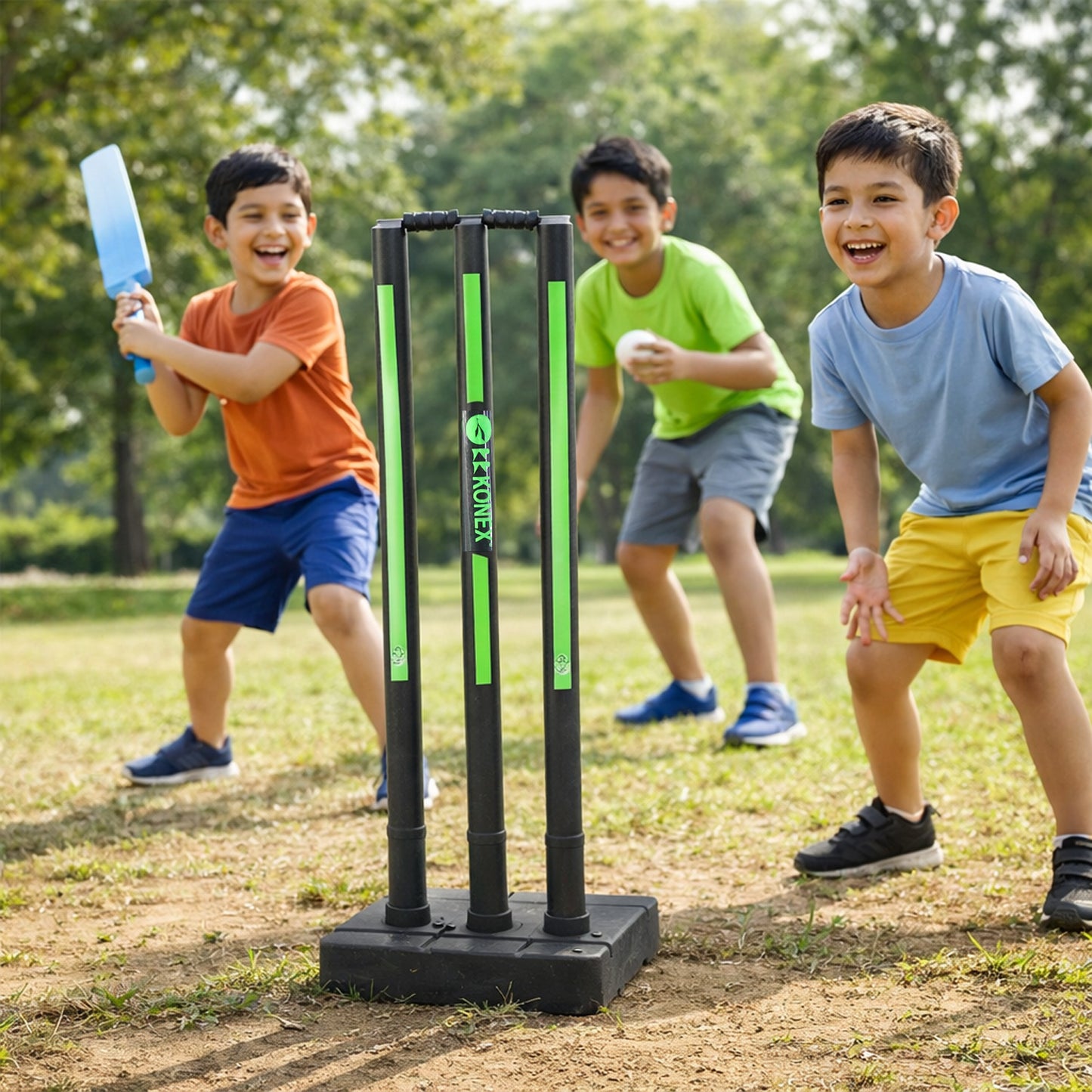 Cricket Stump Set With Heavy Base Stand (1 Set)