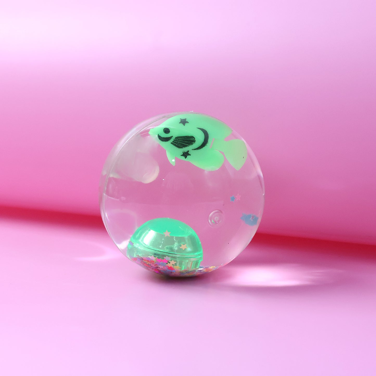 Light-up Bouncy Fish Ball  Impact-activated Led Flashing Sensory Toy (1 Pc)